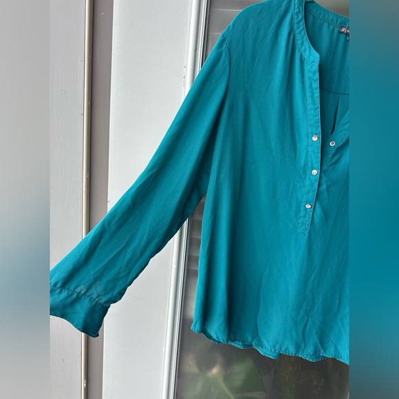 Adrianna Papell Women’s Teal Blouse - Picture 4 of 7